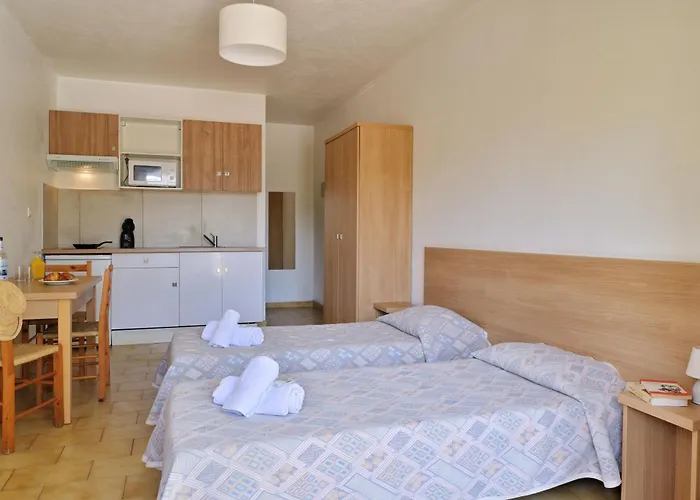 Motel De Porticcio (Corsica)